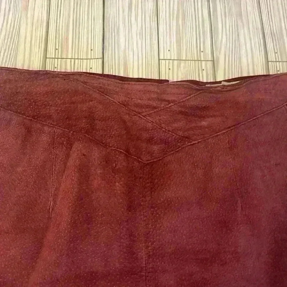 Jacqueline Ferrar Suede Skirt - Picture 3 of 6